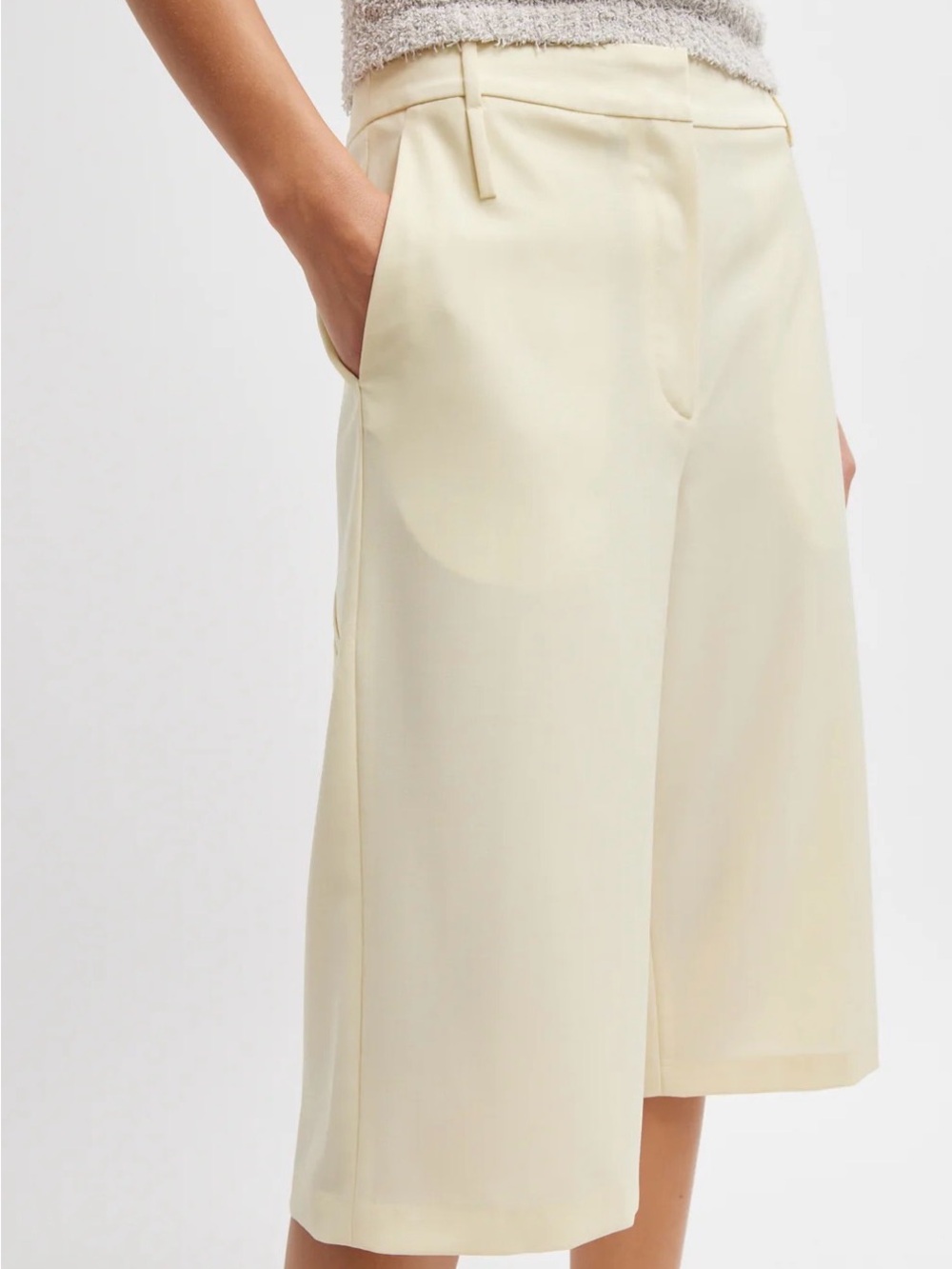 Tibi Tropical Wool Short Ivory 12 - Picture 4 of 7
